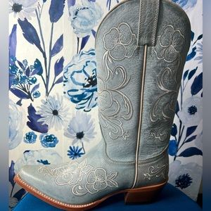 SHYANNE women’s western boots